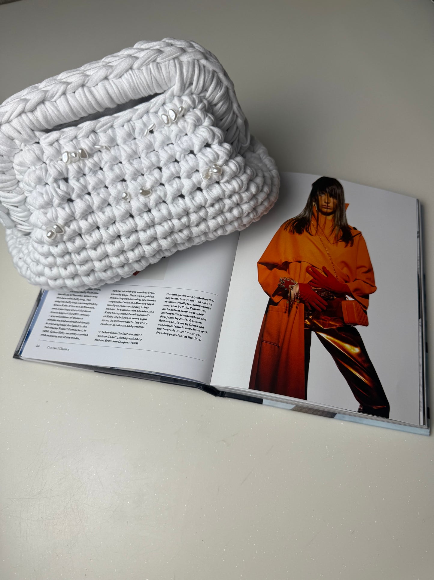 👝🤍PEARL HANDBAG (MEDIUM)