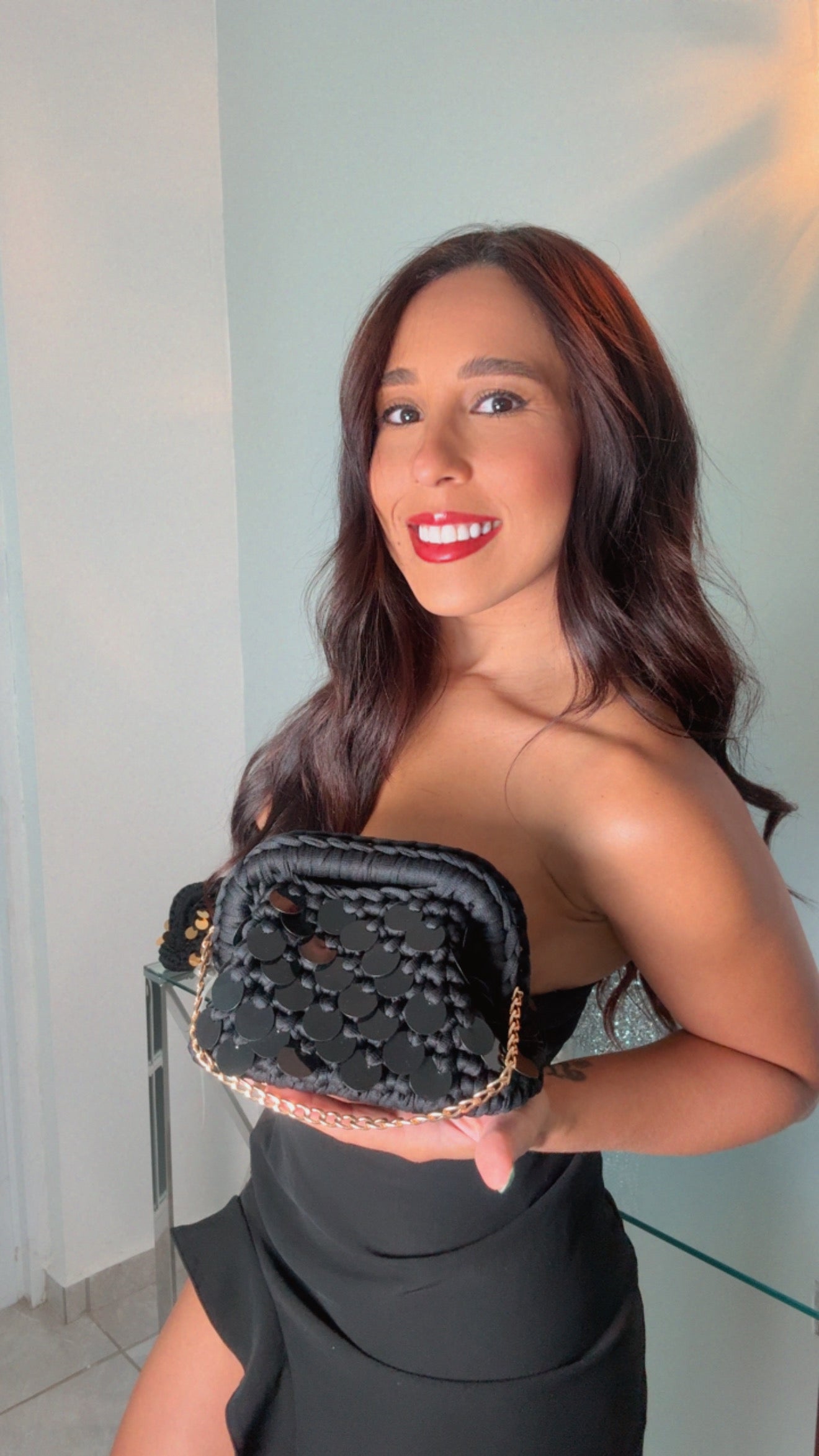 BLACK CLUTCH HANDBAG